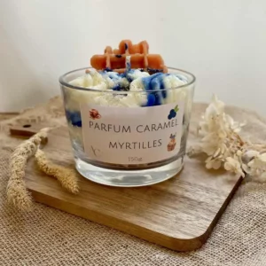 l'atelier-de-cha-bougie-chantilly-caramel-myrtilles