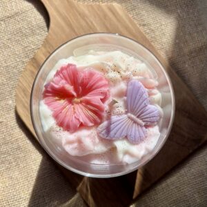 bougie-chantilly-fleur-de-cerisier-l'atelier-de-cha